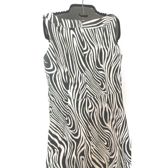 DLG Estilo Dress Size 12 Black And White Swirled Print Zebra Twiggy Retro 70s - Picture 2 of 7